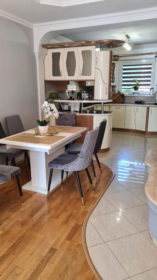 Apartament Deluxe 2 Oświęcim Exteriör bild